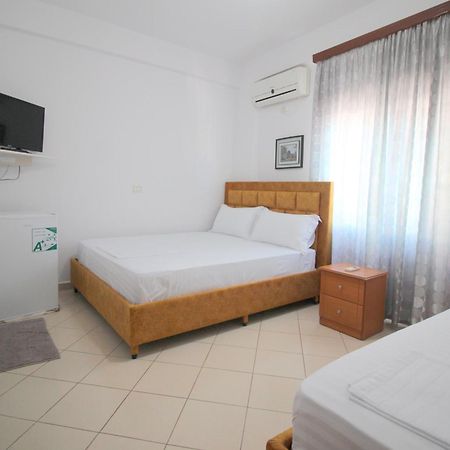 Lengu Holidays Houses Sarandë Eksteriør bilde