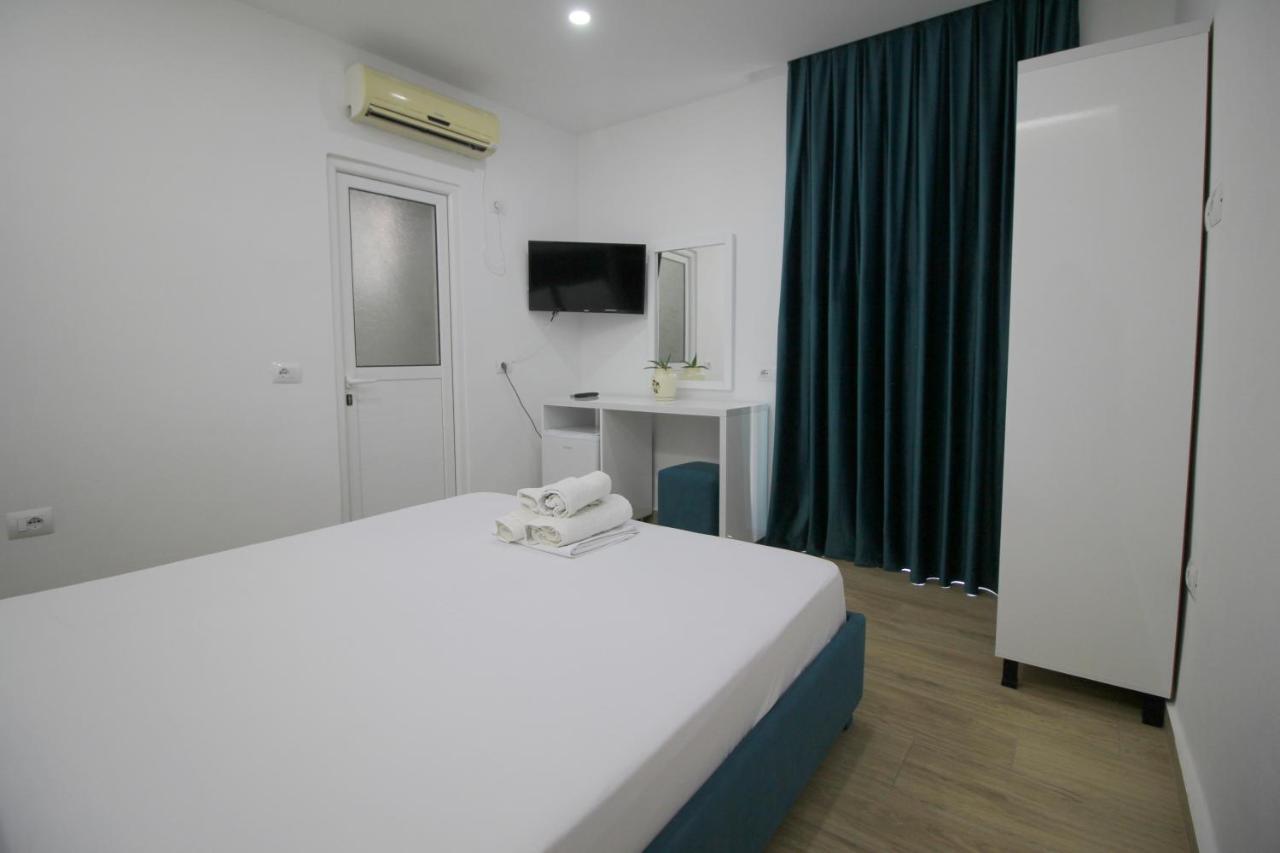 Lengu Holidays Houses Sarandë Eksteriør bilde