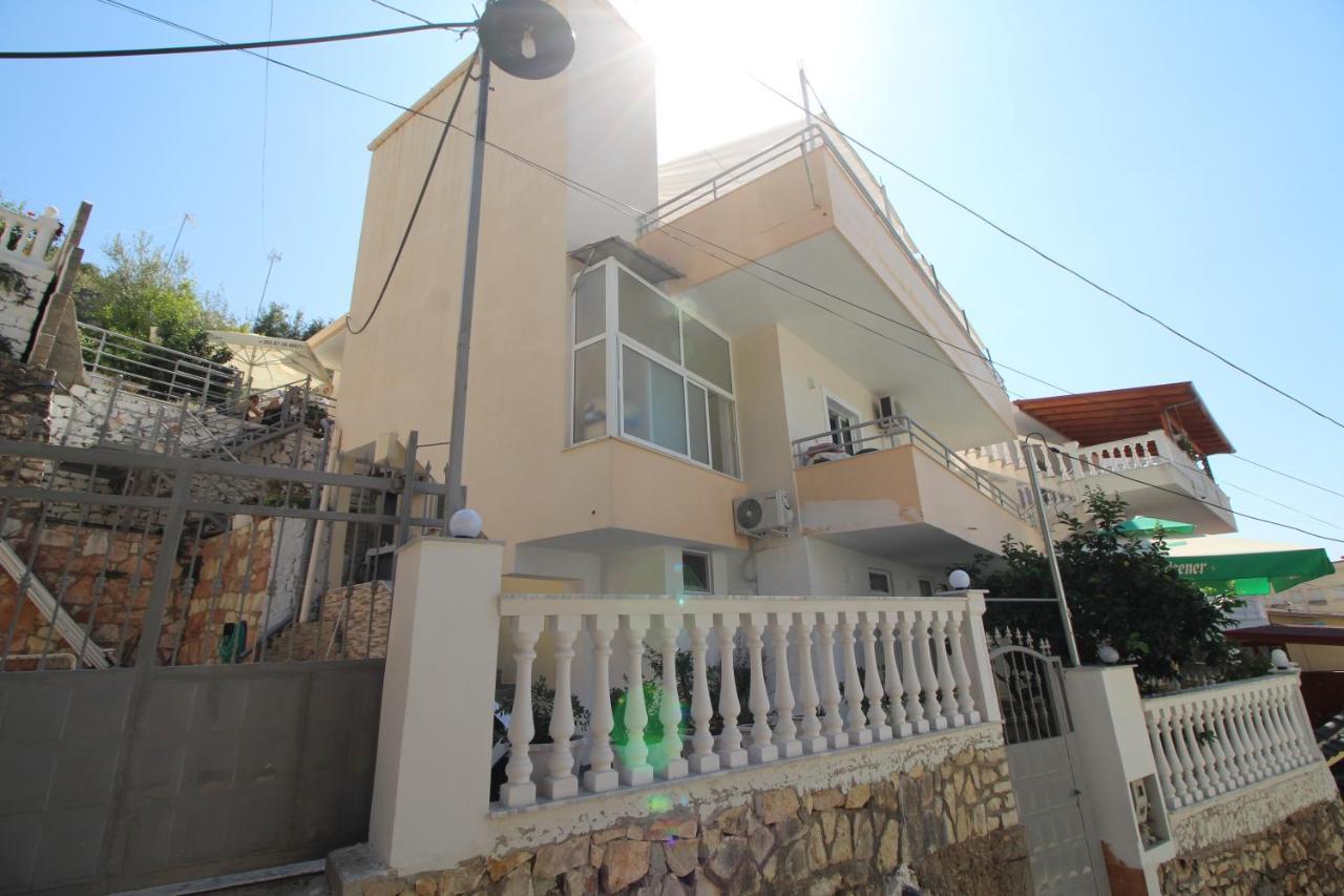 Lengu Holidays Houses Sarandë Eksteriør bilde