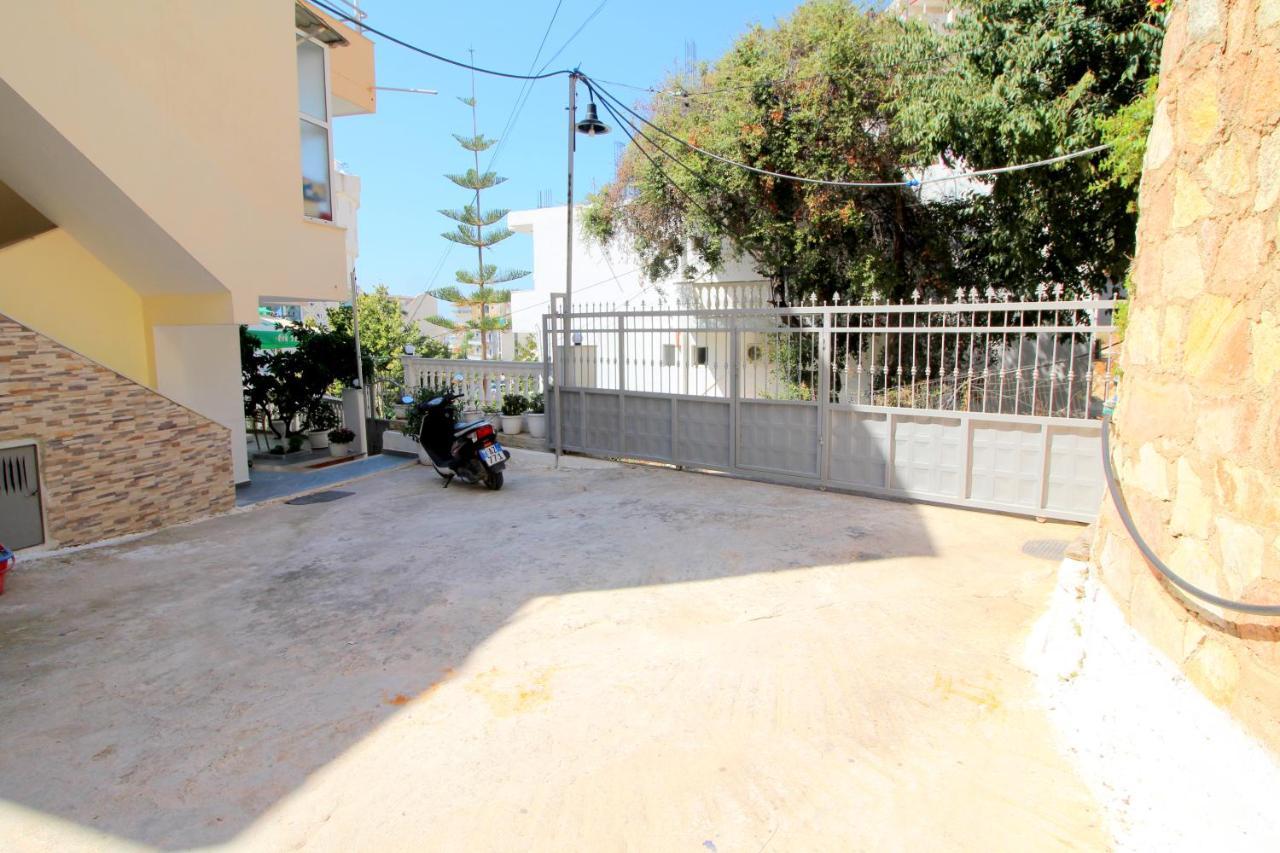 Lengu Holidays Houses Sarandë Eksteriør bilde