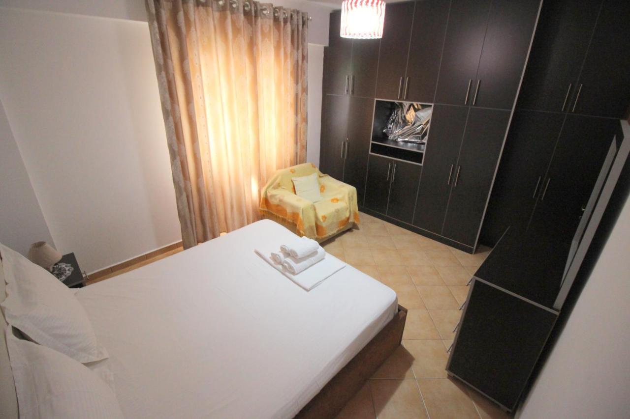 Lengu Holidays Houses Sarandë Eksteriør bilde