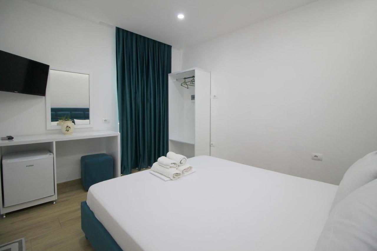 Lengu Holidays Houses Sarandë Eksteriør bilde