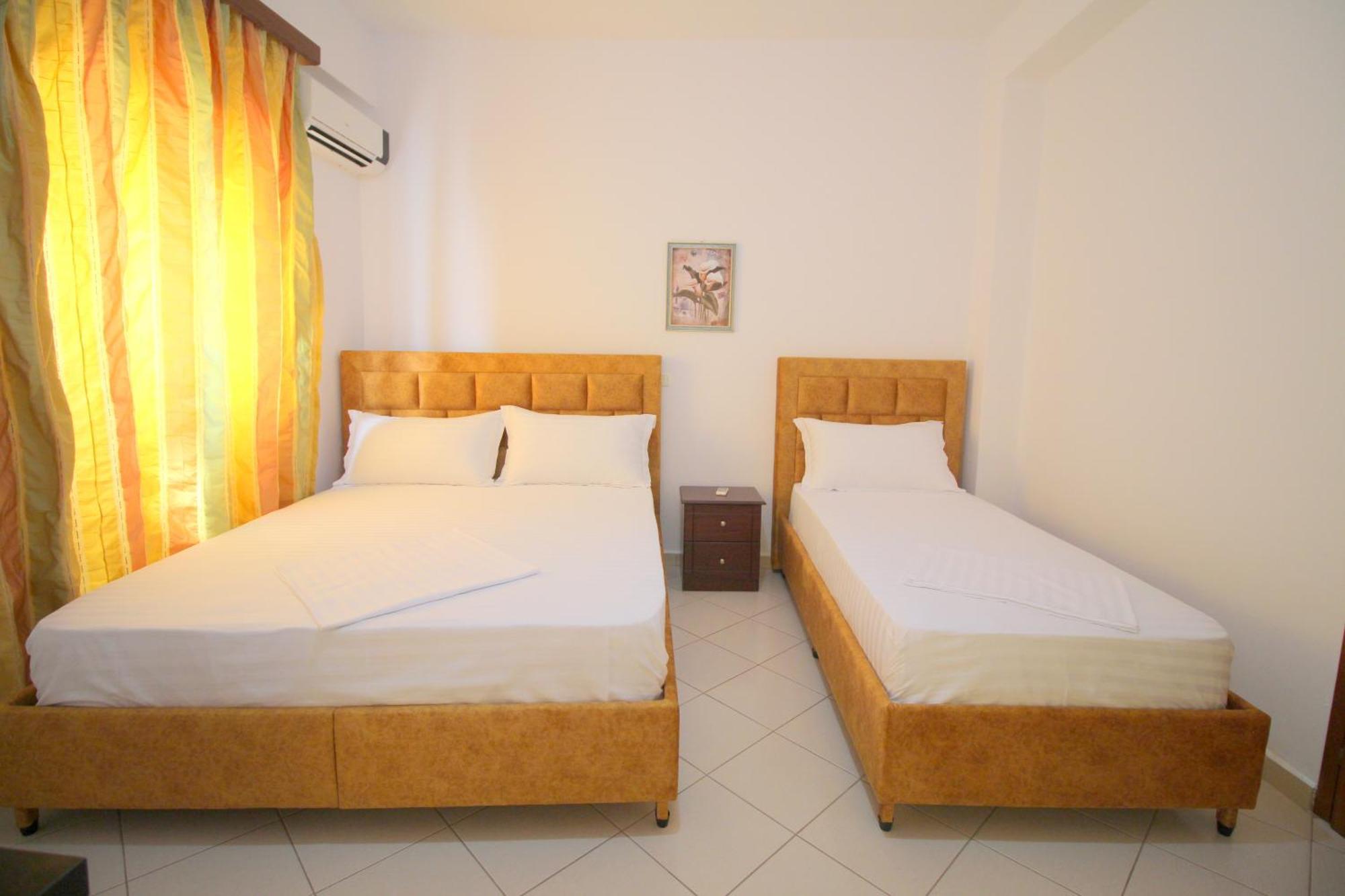 Lengu Holidays Houses Sarandë Eksteriør bilde