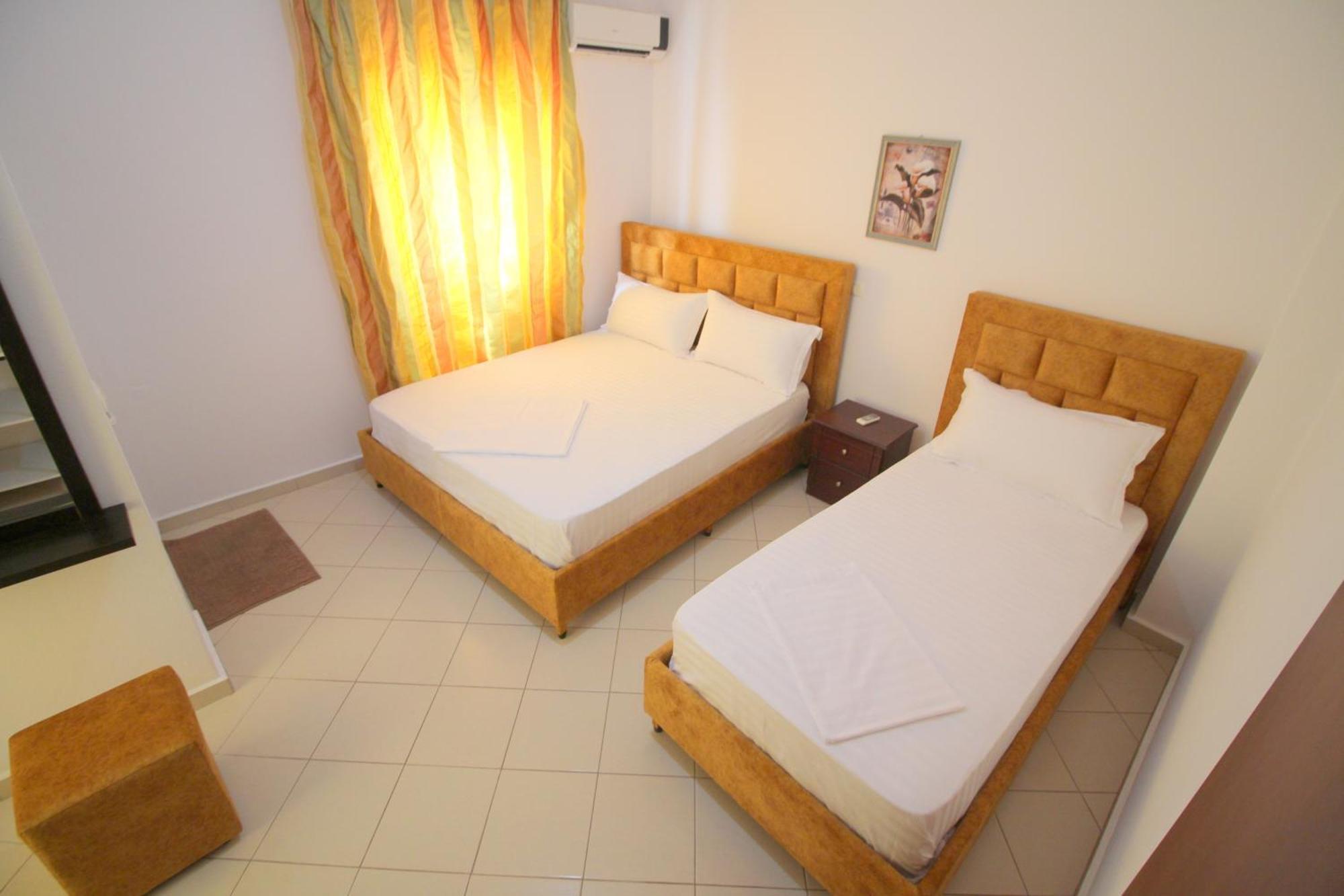 Lengu Holidays Houses Sarandë Eksteriør bilde