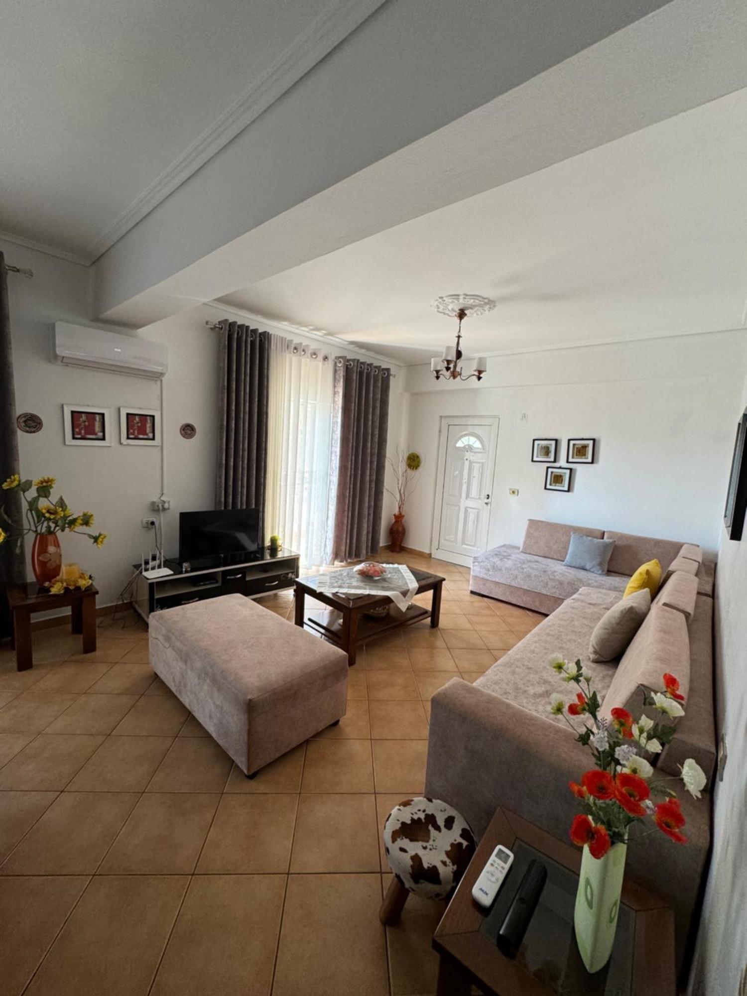 Lengu Holidays Houses Sarandë Eksteriør bilde