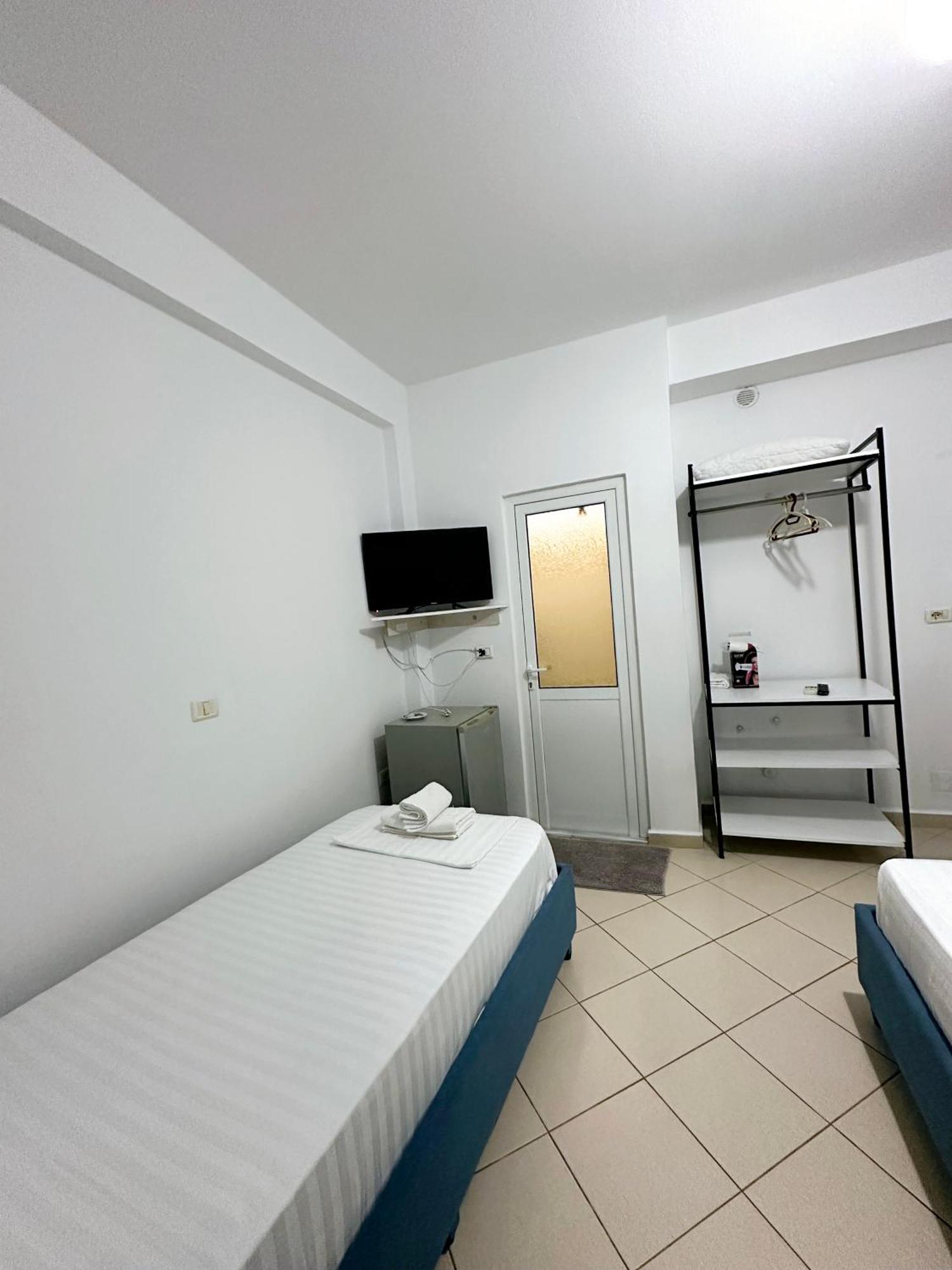 Lengu Holidays Houses Sarandë Rom bilde