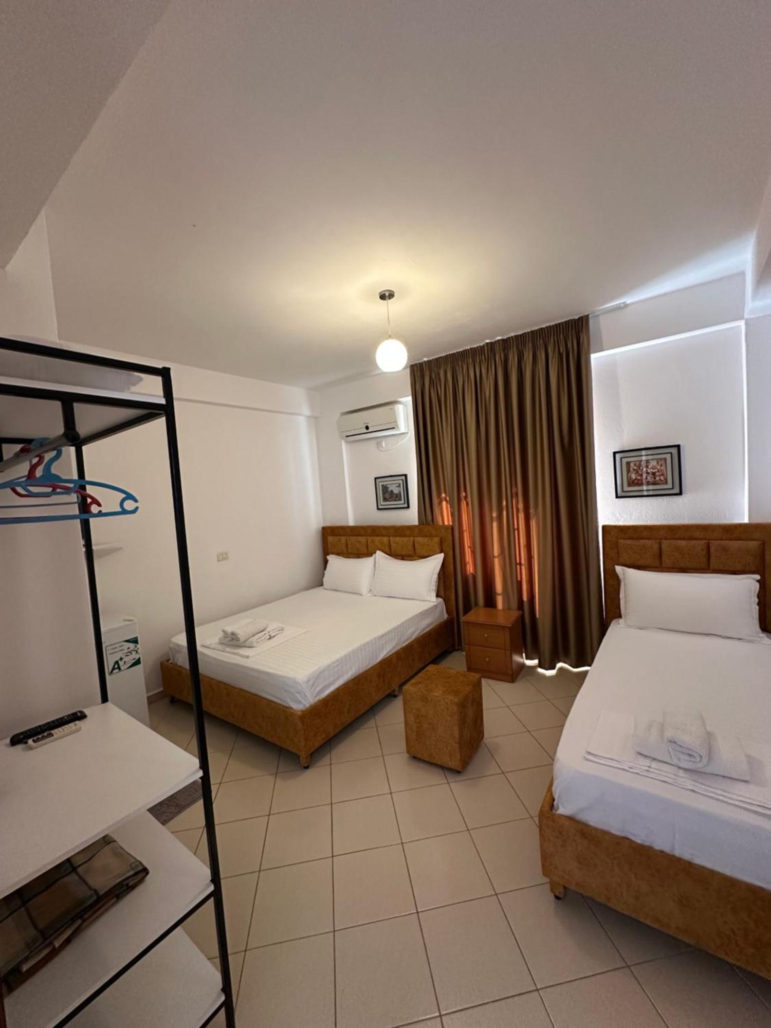 Lengu Holidays Houses Sarandë Eksteriør bilde