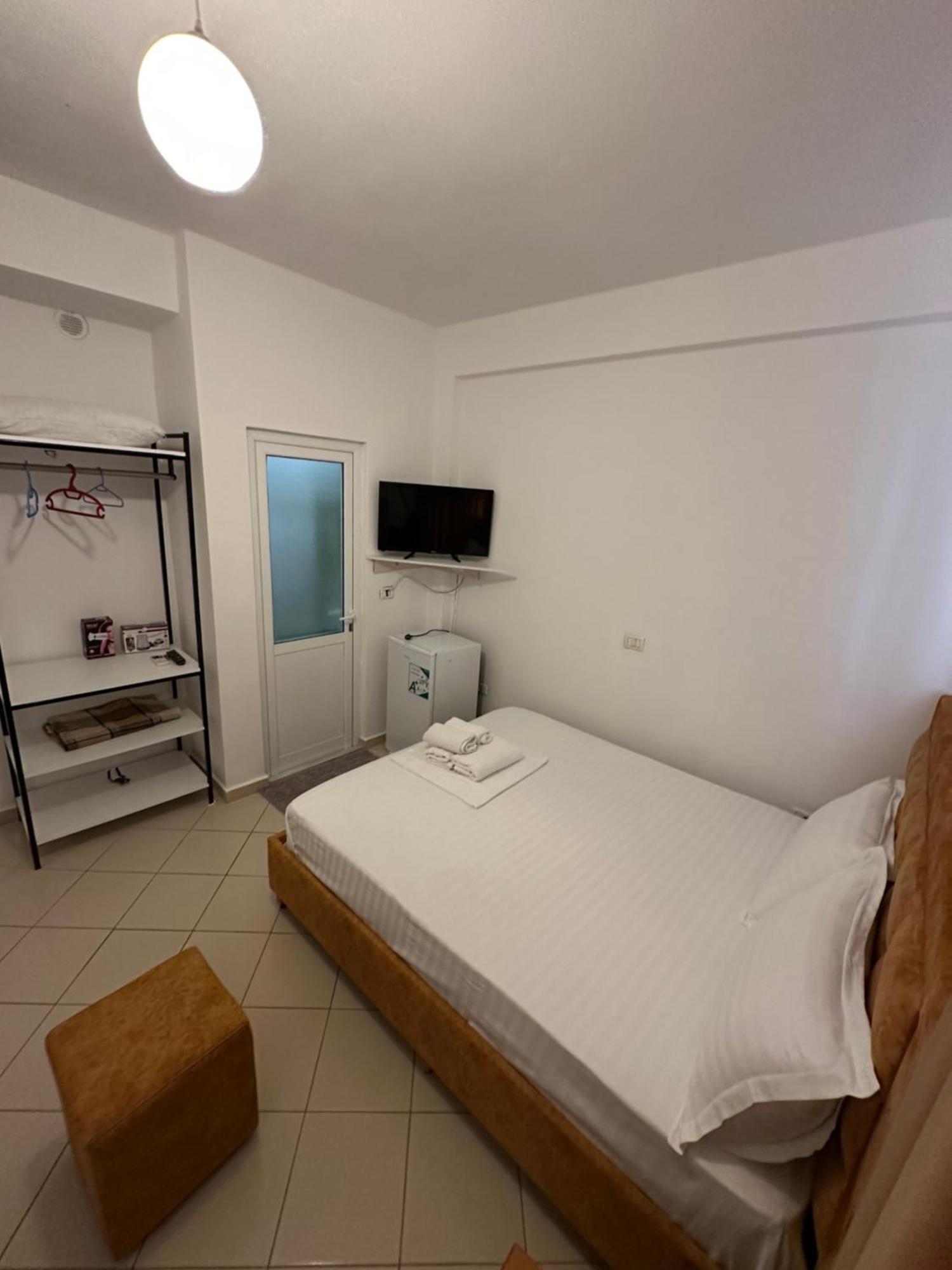 Lengu Holidays Houses Sarandë Rom bilde