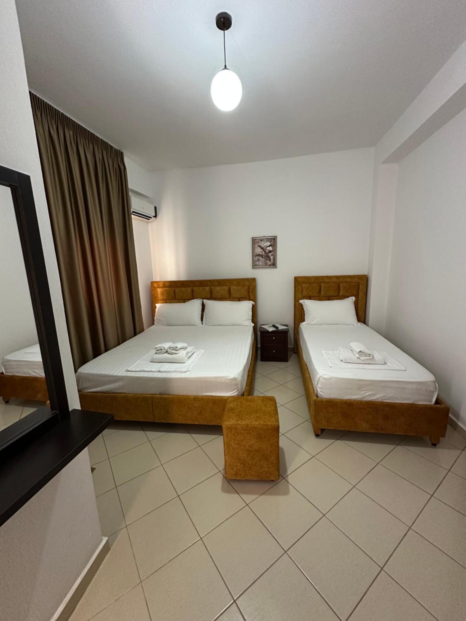 Lengu Holidays Houses Sarandë Rom bilde