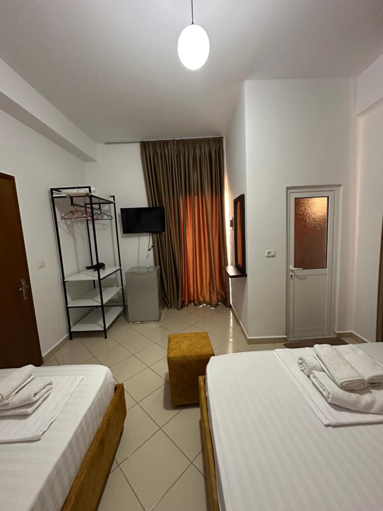 Lengu Holidays Houses Sarandë Rom bilde