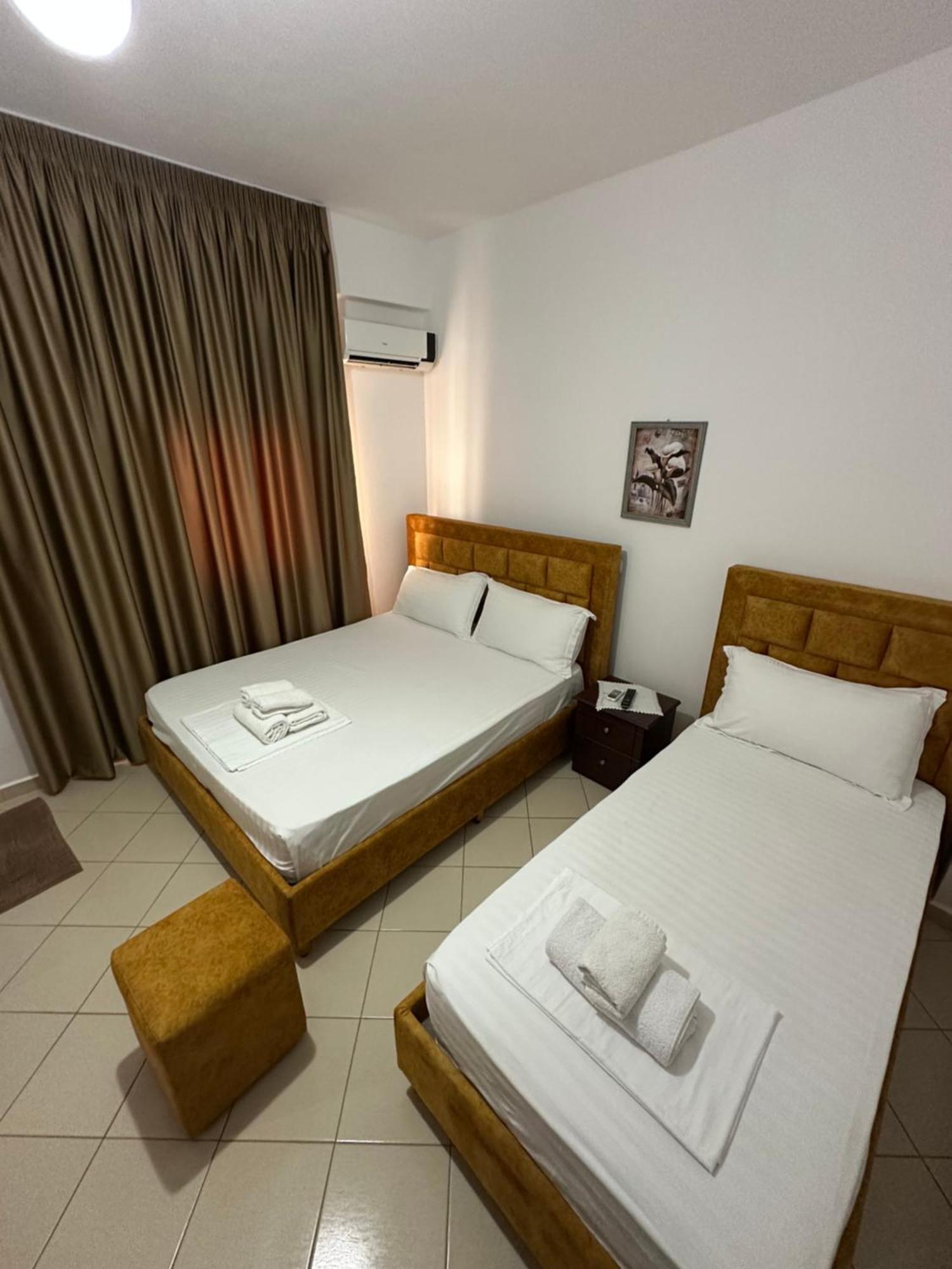 Lengu Holidays Houses Sarandë Eksteriør bilde